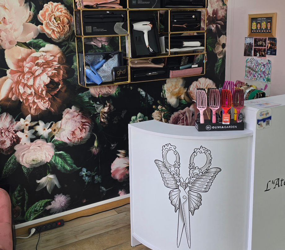 Latelier Divinh Coiffeur Marseille Mask Group 1